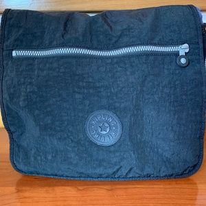 Kipling MADHOUSE Expandable Messenger Laptop Bag